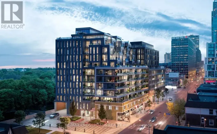 607 - 8 MANOR ROAD, Toronto