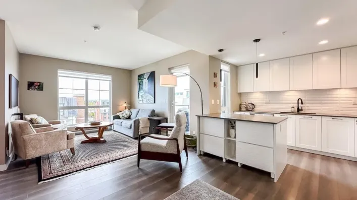 607 8327 201 STREET, Langley