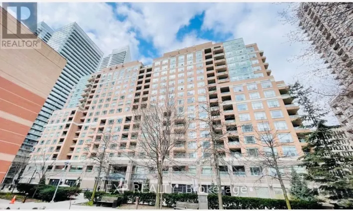 607 - 889 BAY STREET, Toronto