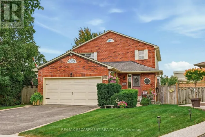 607 CLOVER PARK CRESCENT, Milton