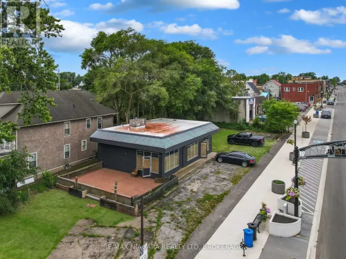 607 NIAGARA BOULEVARD, Fort Erie