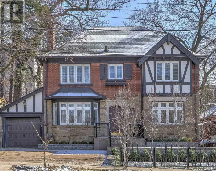 607 SPADINA ROAD, Toronto