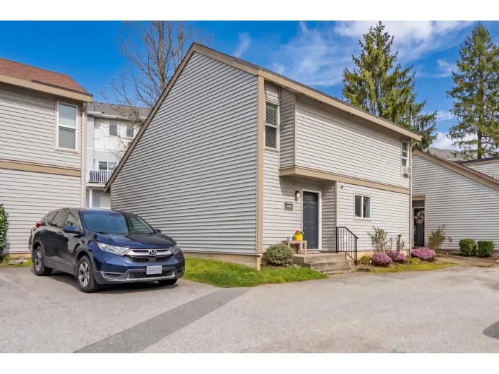 6076 W GREENSIDE DRIVE, Surrey