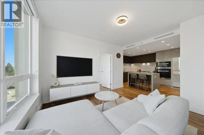 608 1675 LIONS GATE LANE, North Vancouver