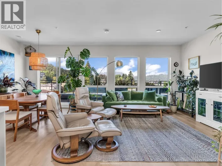 608 3018 ST GEORGE STREET, Port Moody