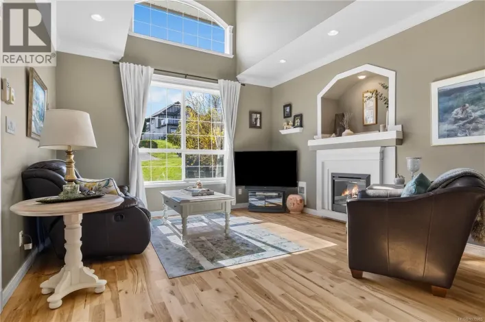 608 Nelson Rd, Campbell River