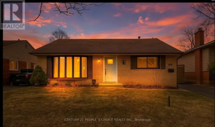 608 THORNWOOD AVENUE, Burlington