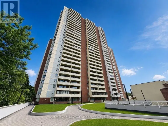 609 - 1 MASSEY SQUARE, Toronto