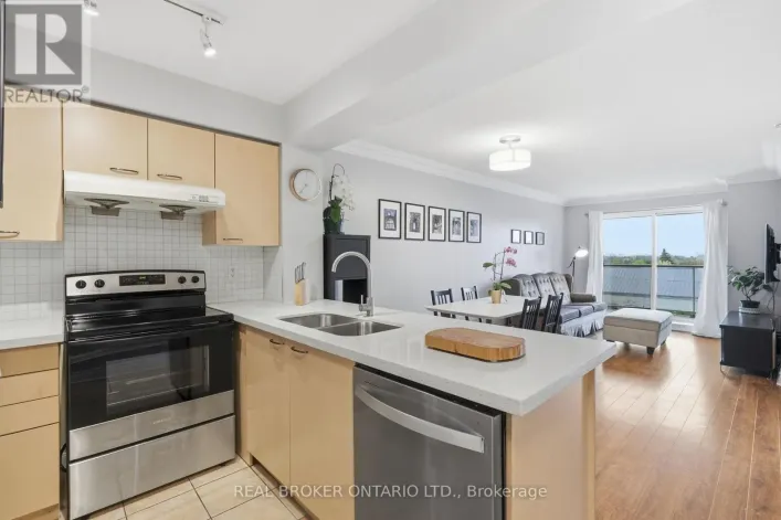 609 - 2 CLAIRTRELL ROAD, Toronto