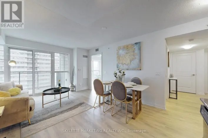 609 - 30 MEADOWGLEN PLACE, Toronto