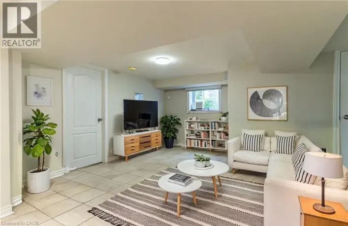 609 MOHAWK Road E Unit# 2, Hamilton