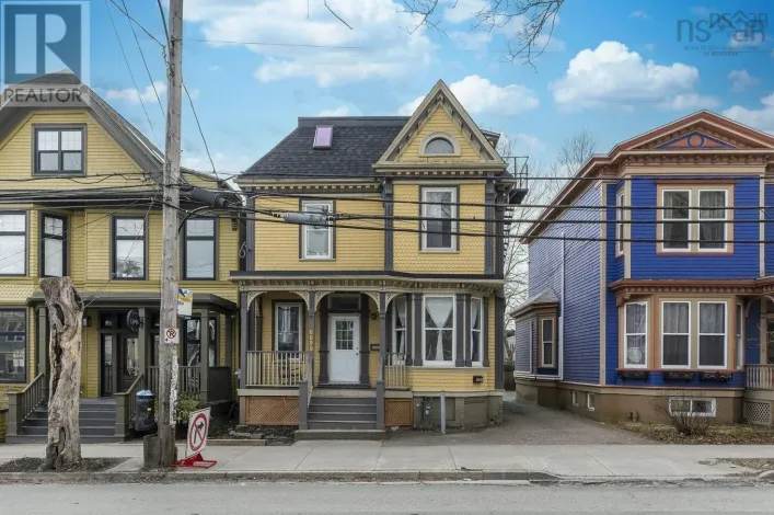 6090 Coburg Road, Halifax