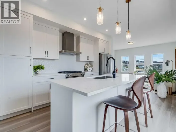 6092, 200 SouthRidge Drive, Okotoks
