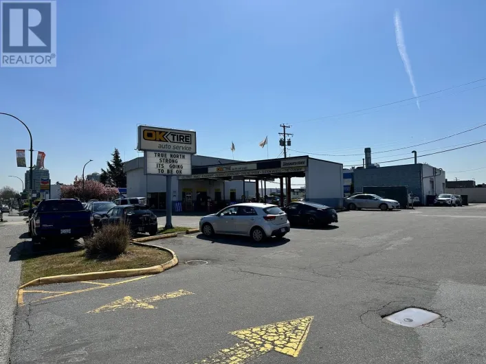 6092 KINGSWAY, Burnaby