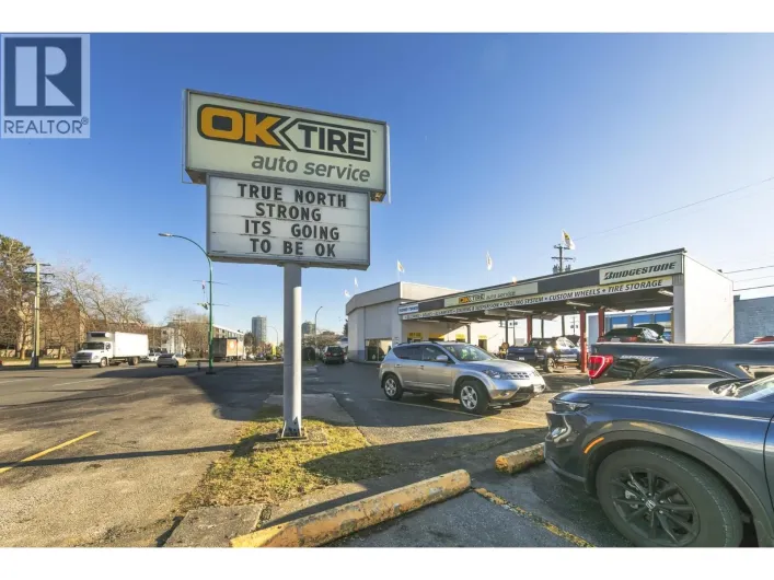 6092 KINGSWAY, Burnaby