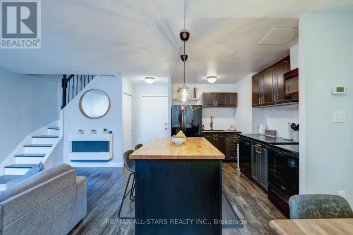 61 - 1624 BLOOR STREET, Mississauga