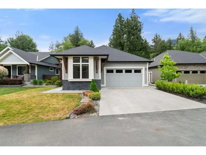 61 1885 COLUMBIA VALLEY ROAD|Cultus Lake South, Lindell Beach