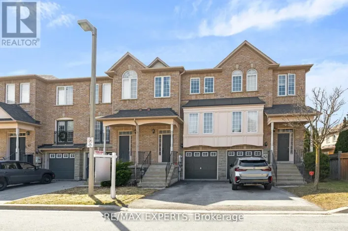 61 - 19 FOXCHASE AVENUE, Vaughan