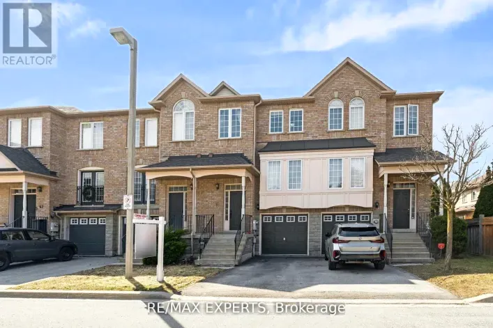 61 - 19 FOXCHASE AVENUE, Vaughan