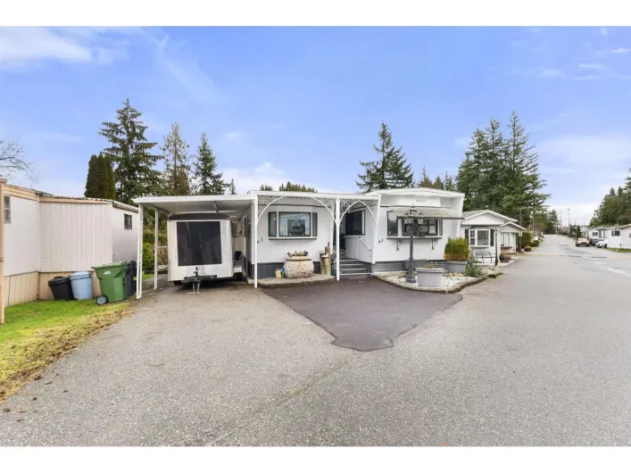 61 24330 FRASER HIGHWAY, Langley