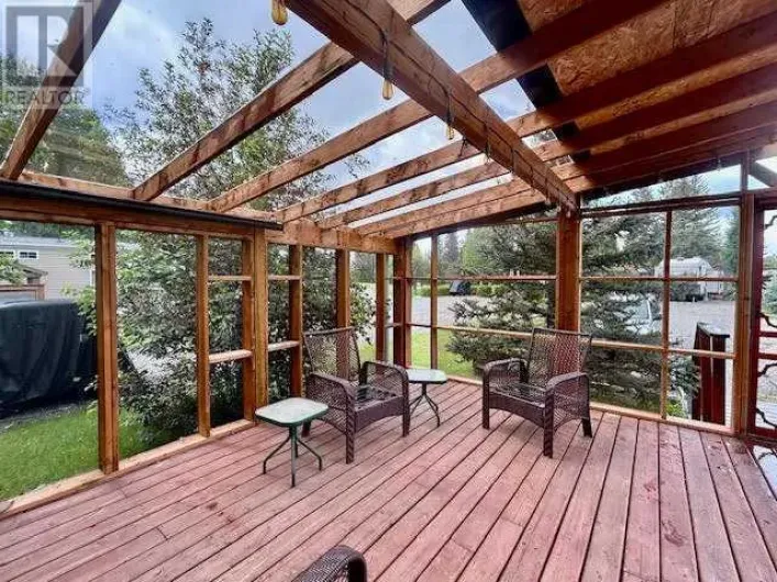 61, 33051 Range Road 60, Rural Mountain View County