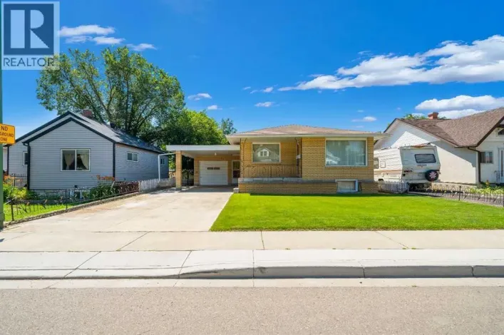 61 5 Street SW, Medicine Hat