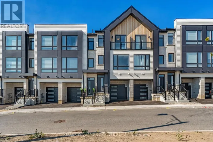 61 - 55 TOM BROWN DRIVE, Brant