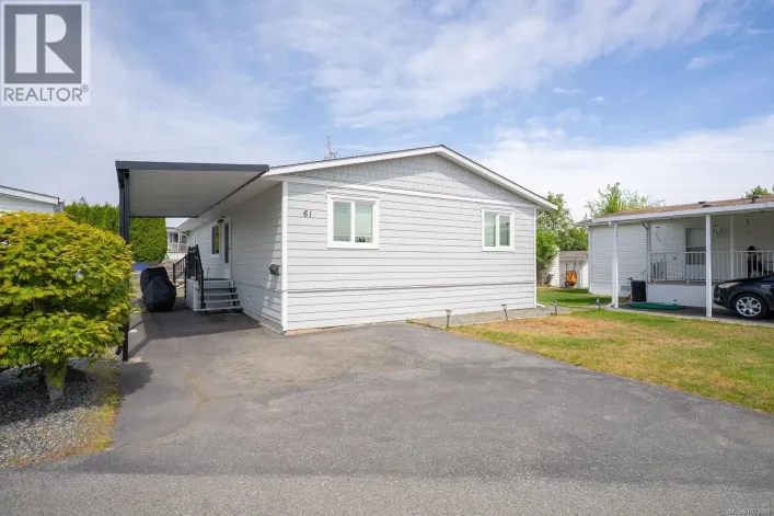 61 6325 Metral Dr, Nanaimo