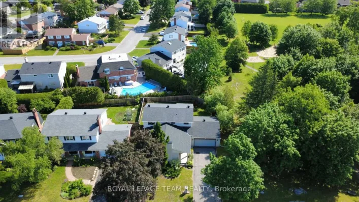 61 AMBERWOOD CRESCENT, Ottawa