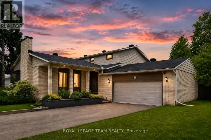 61 AMBERWOOD CRESCENT, Ottawa