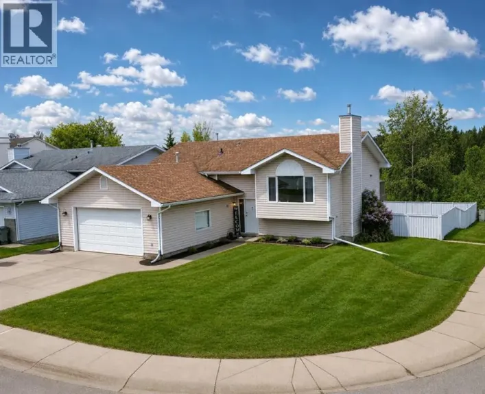 61 Blueberry Dive, Whitecourt