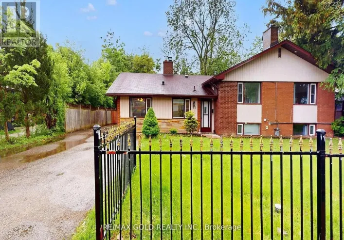 61 CENTRE STREET N, Brampton