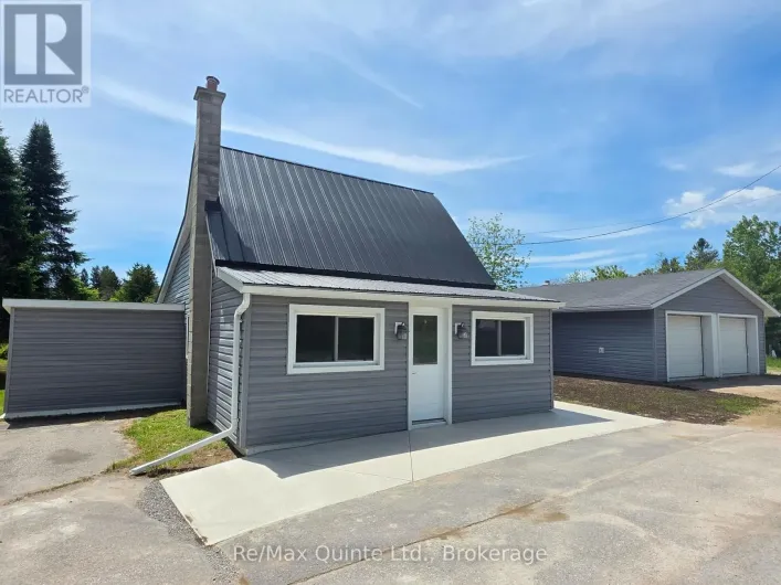 61 COUNTY ROAD 1 ROAD, Prince Edward County