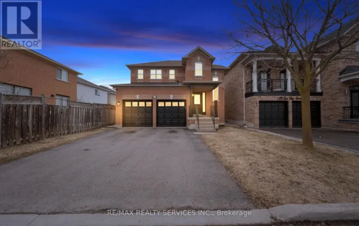 61 EARL GREY CRESCENT, Brampton