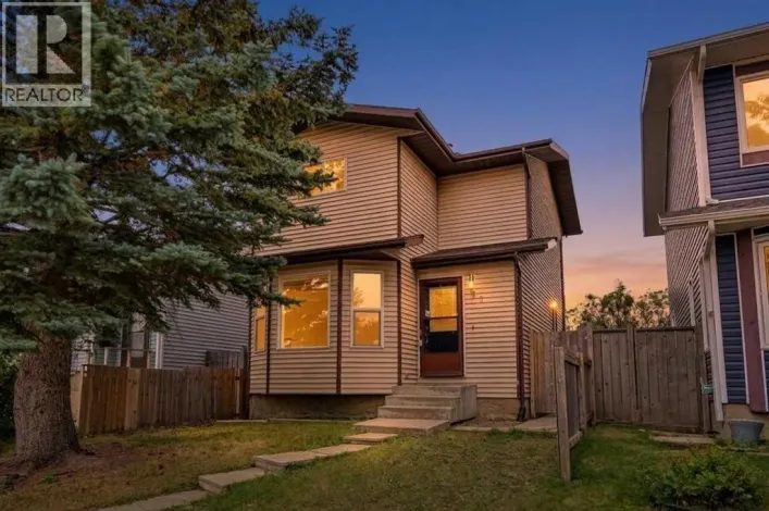61 Falmere Way NE, Calgary