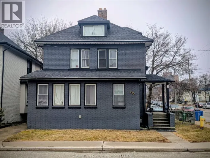 61 Giles BOULEVARD East, Windsor