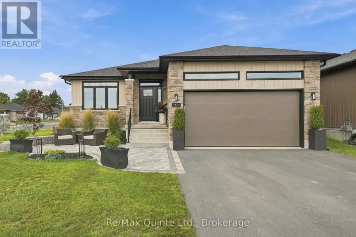 61 HASTINGS PARK DRIVE, Belleville