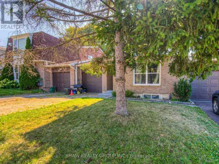 61 HILLBROOK CRESCENT, Kitchener