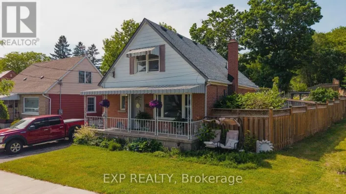 61 HILLVIEW STREET, Kitchener