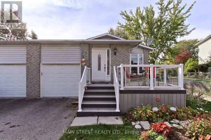 61 HUDSON CRESCENT, Bradford West Gwillimbury