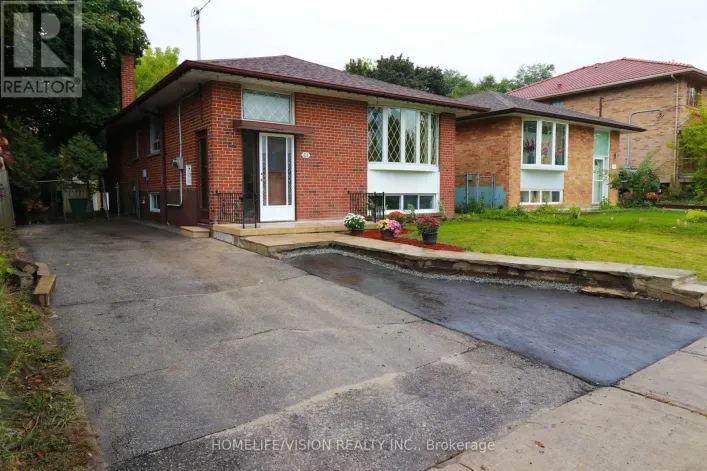 61 LEWISTON ROAD, Toronto