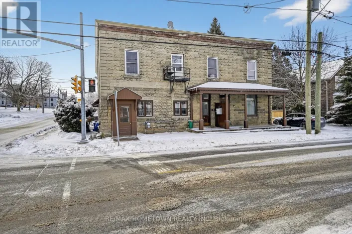 61 PEARL STREET E, Brockville