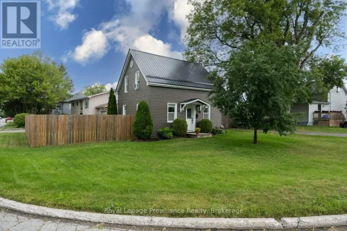 61 PELHAM STREET, Quinte West