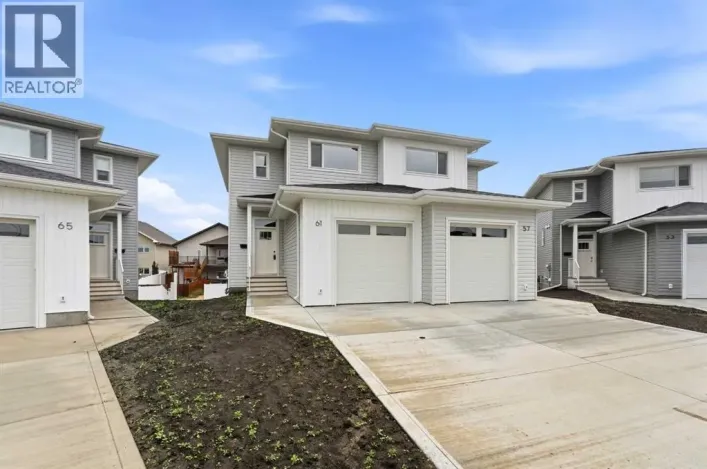 61 Pinnacle Close, Blackfalds