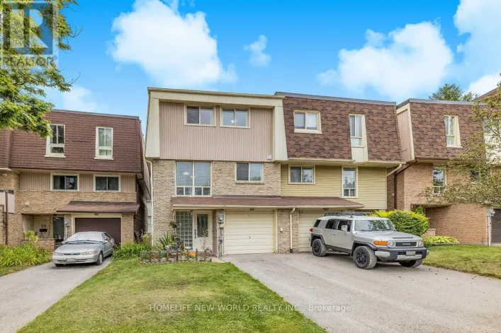 61 POPLAR CRESCENT, Aurora