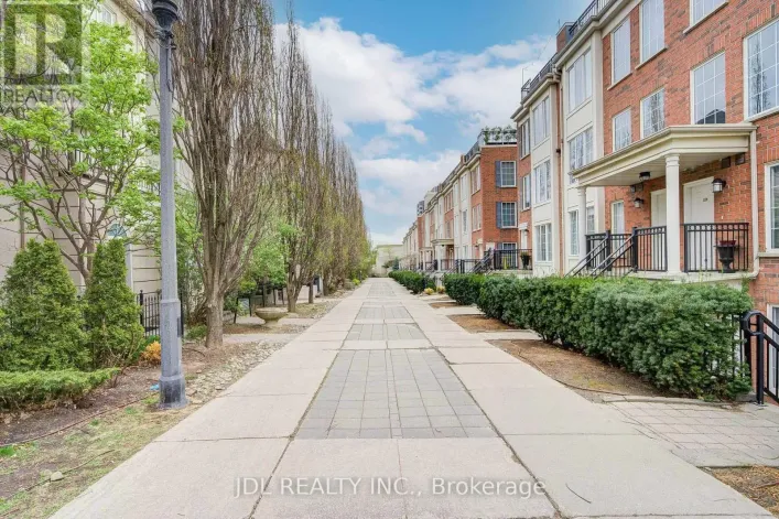 610 - 11 EVERSON DRIVE, Toronto