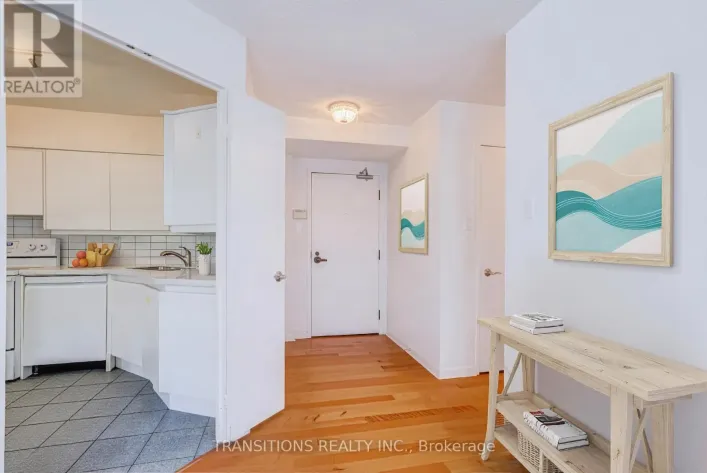610 - 25 MAITLAND STREET, Toronto