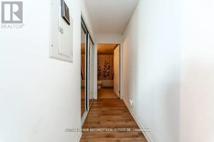 610 - 38 JOE SHUSTER WAY, Toronto