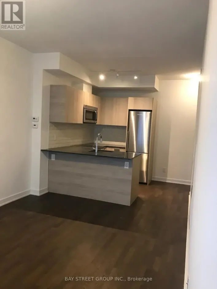 610 - 57 ST JOSEPH STREET, Toronto
