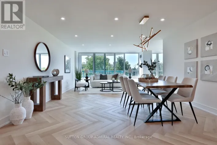 610 - 7250 YONGE STREET, Vaughan